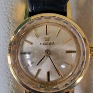 Vintage 18ct Or OMEGA Femmes Montre-Bracelet Manuelle or Jaune Petit Tête RAR