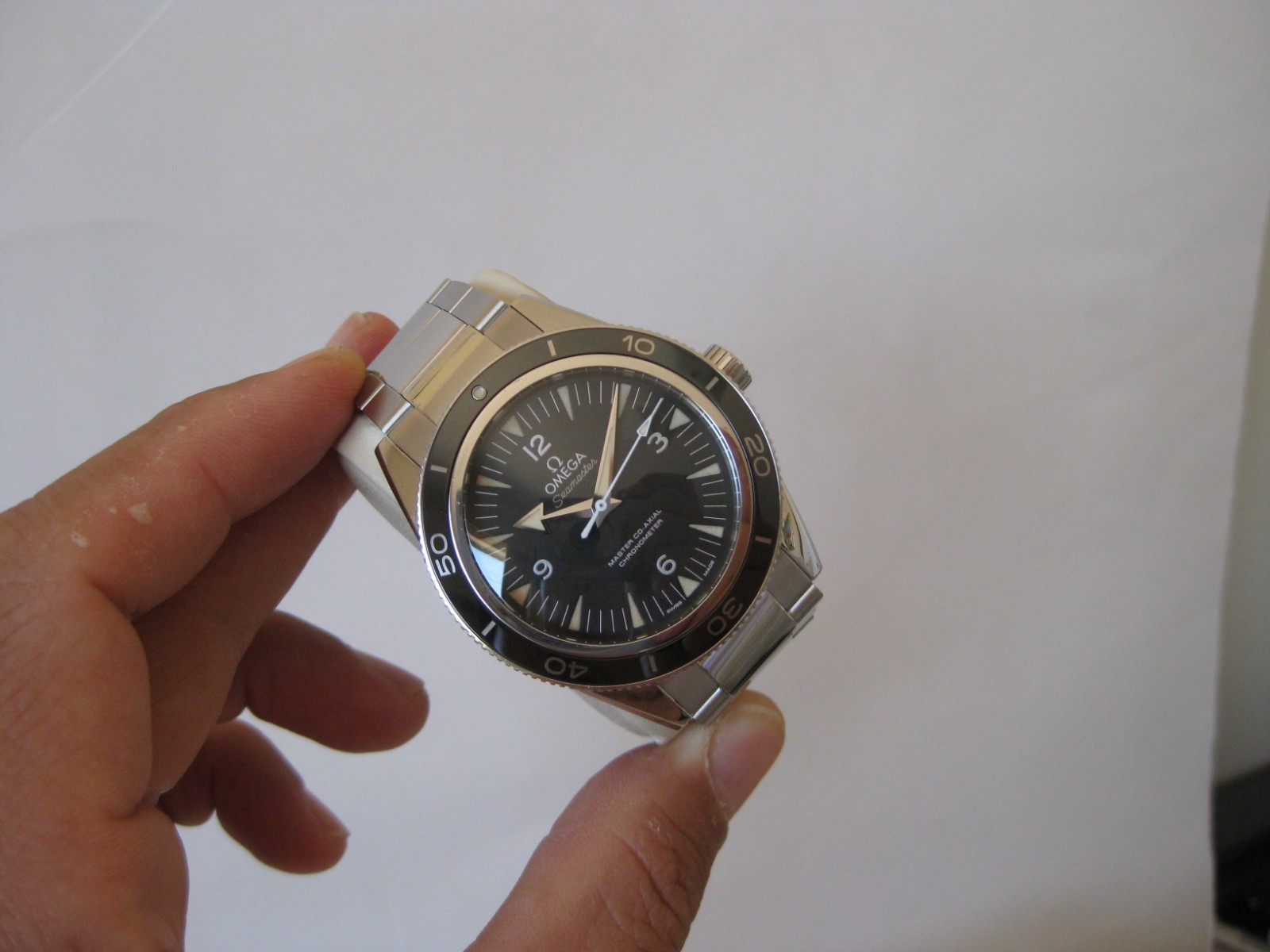 Omega 300M Seamaster 300 Master Co-axial Chronometer Watch 233.30.41.21.01.001