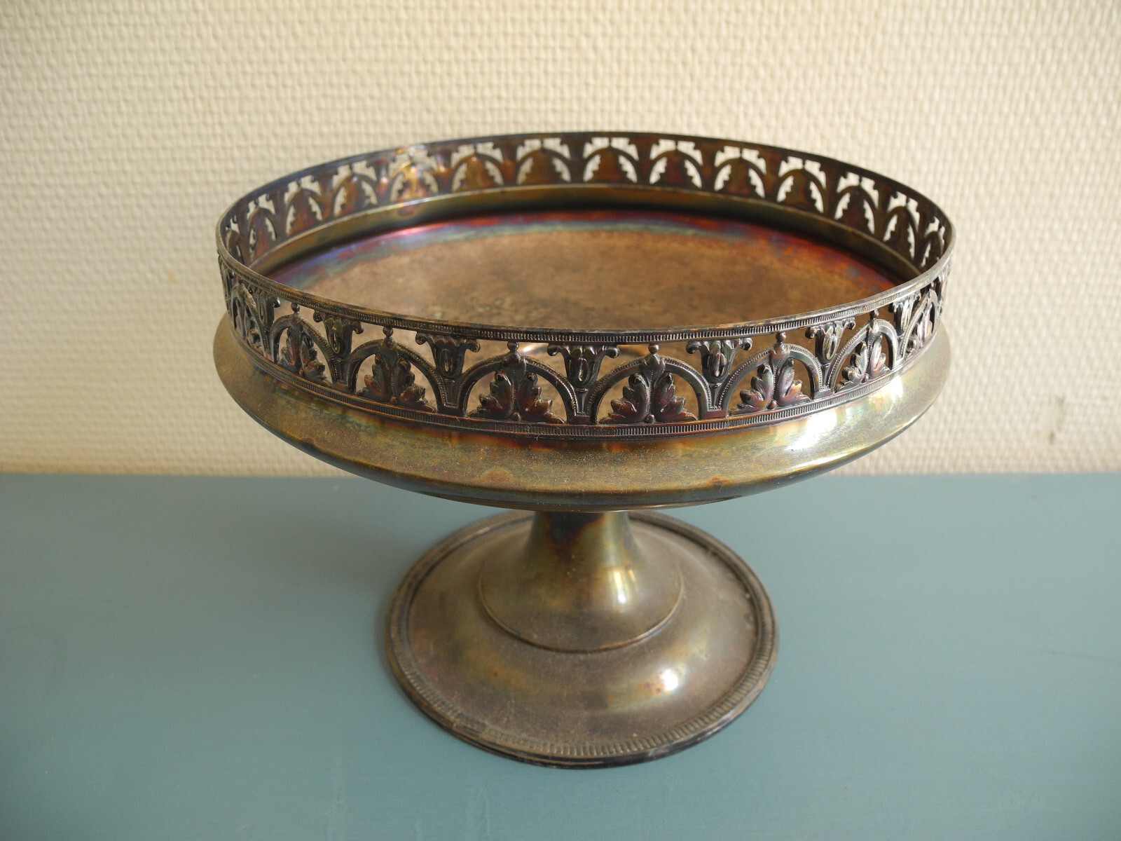 ancienne coupe métal argenté déco shabby silver-plated metal footed bowl cup art