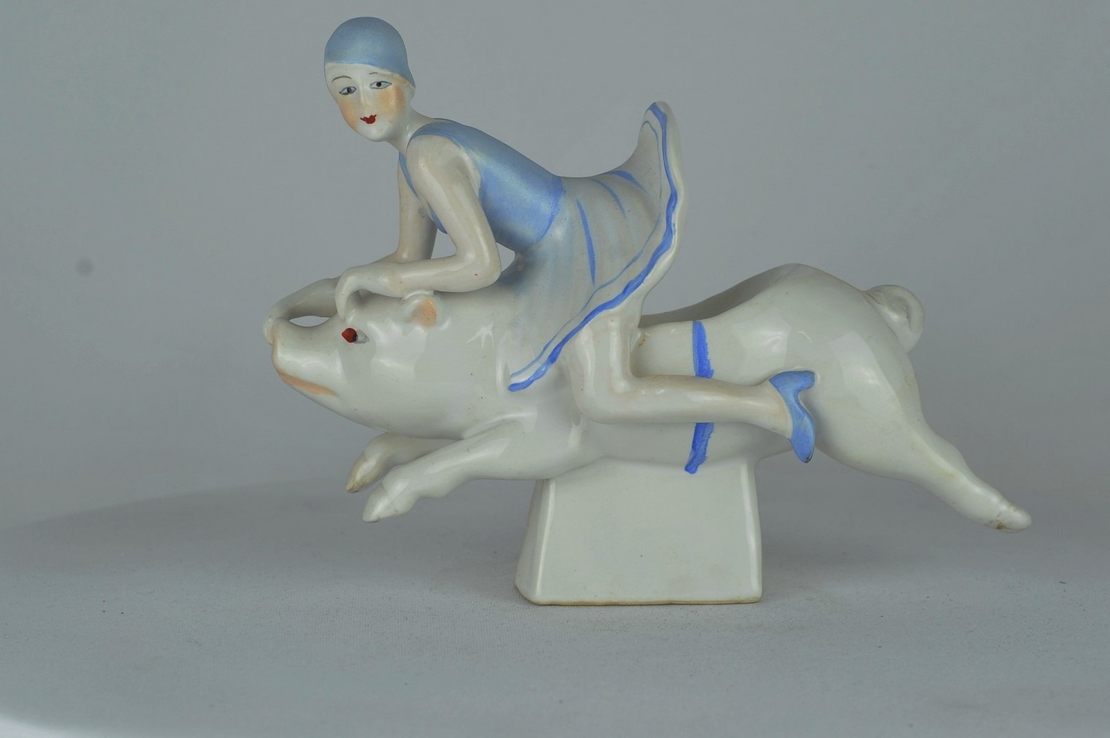 Coupelle Figurine Cochon Baigneuse Pin-up Sexy Style Art Deco-allemand Style Art