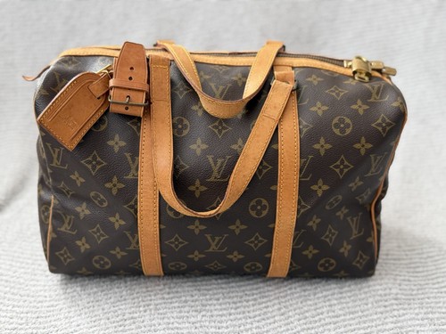 *VINTAGE* LOUIS VUITTON, Monogram Sac Souple Set Of 3! 35 & 45 Travel Duffles