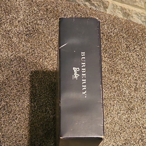 Barbie Burberry Doll Limited Edition Collectible #29421 NRFB - Mattel T- 10 – Image 4