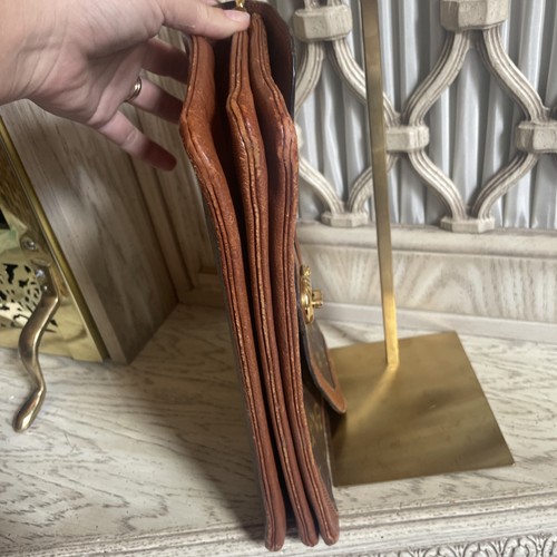 Vintage Authentic Louis Vuitton Monogram Sac Vendome Shoulder Bag Classic Chic