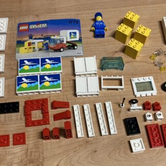 Lego vintage 1772 Airport Container Truck complet avec instrcutions_