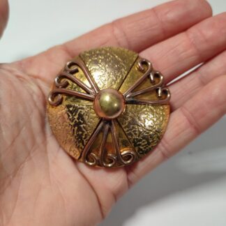 Broche Art Déco Ronde en Plaqué Or / 1930's France / Bijou Ancien