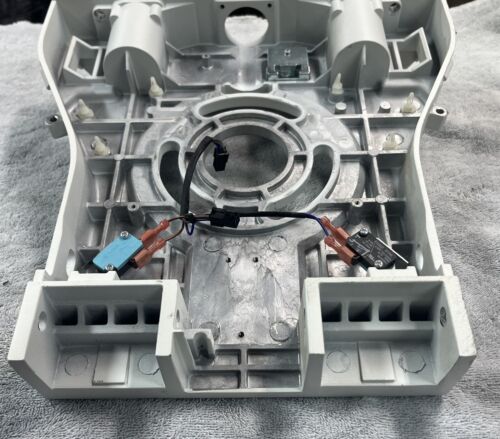 Handicare Xclusive Stairlift - Electric Chair - Seat Chassis - Base - Left Hand – Image 5