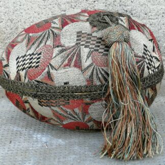 Boîte œuf ( pâques ?) art deco chocolat ? Moderniste Delaunay? carton broderie