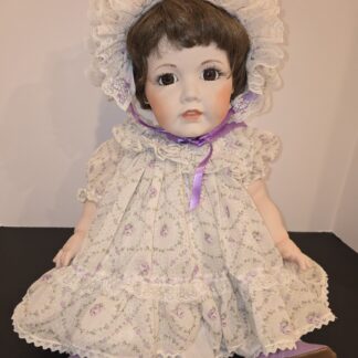 Ges Gesch Hilda Reproduction N- 1070 22" doll porcelain Germany Sam