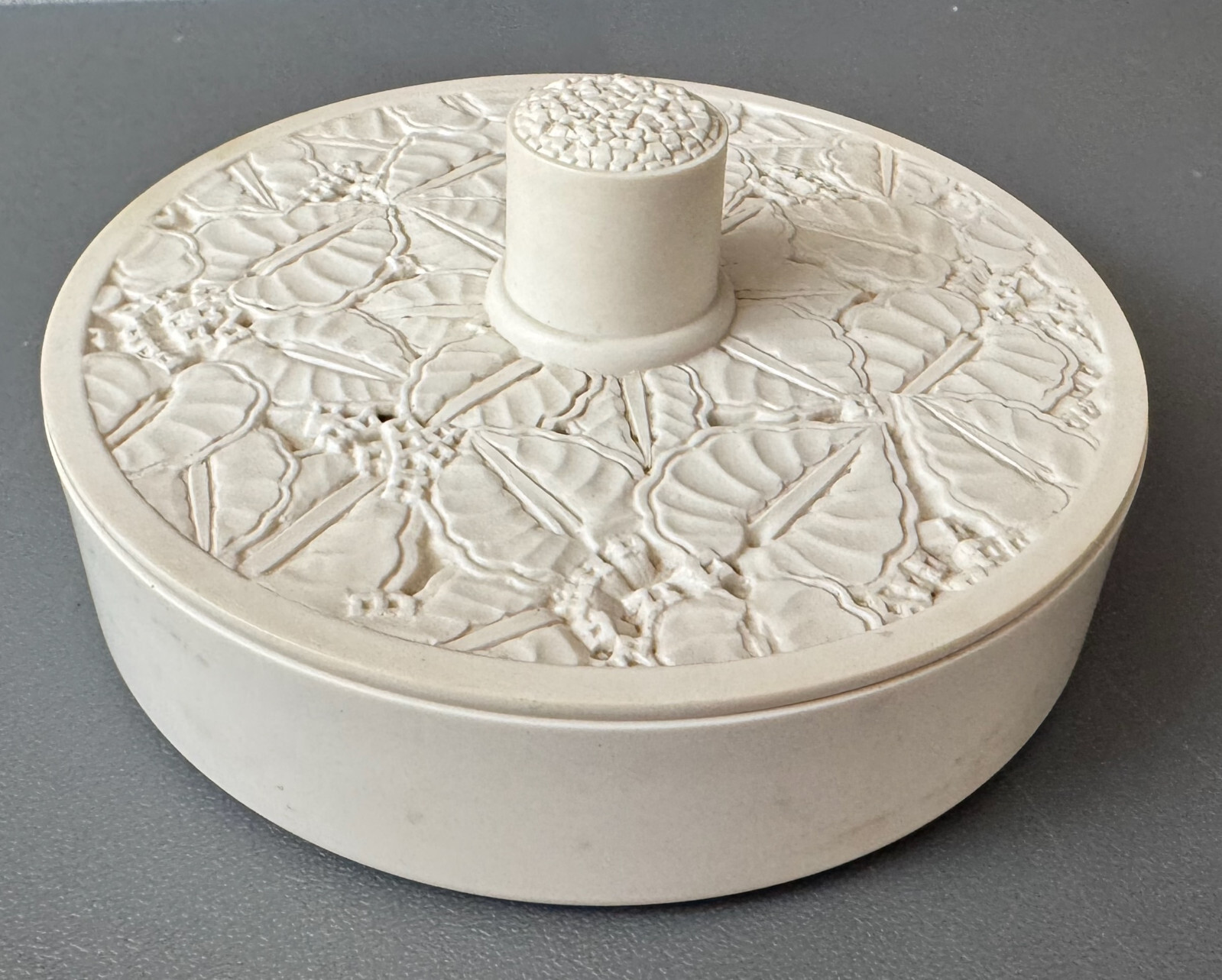 Edouard FORNELLS Boites en Bakélite Blanche ÉPOQUE ART DÉCO 1930