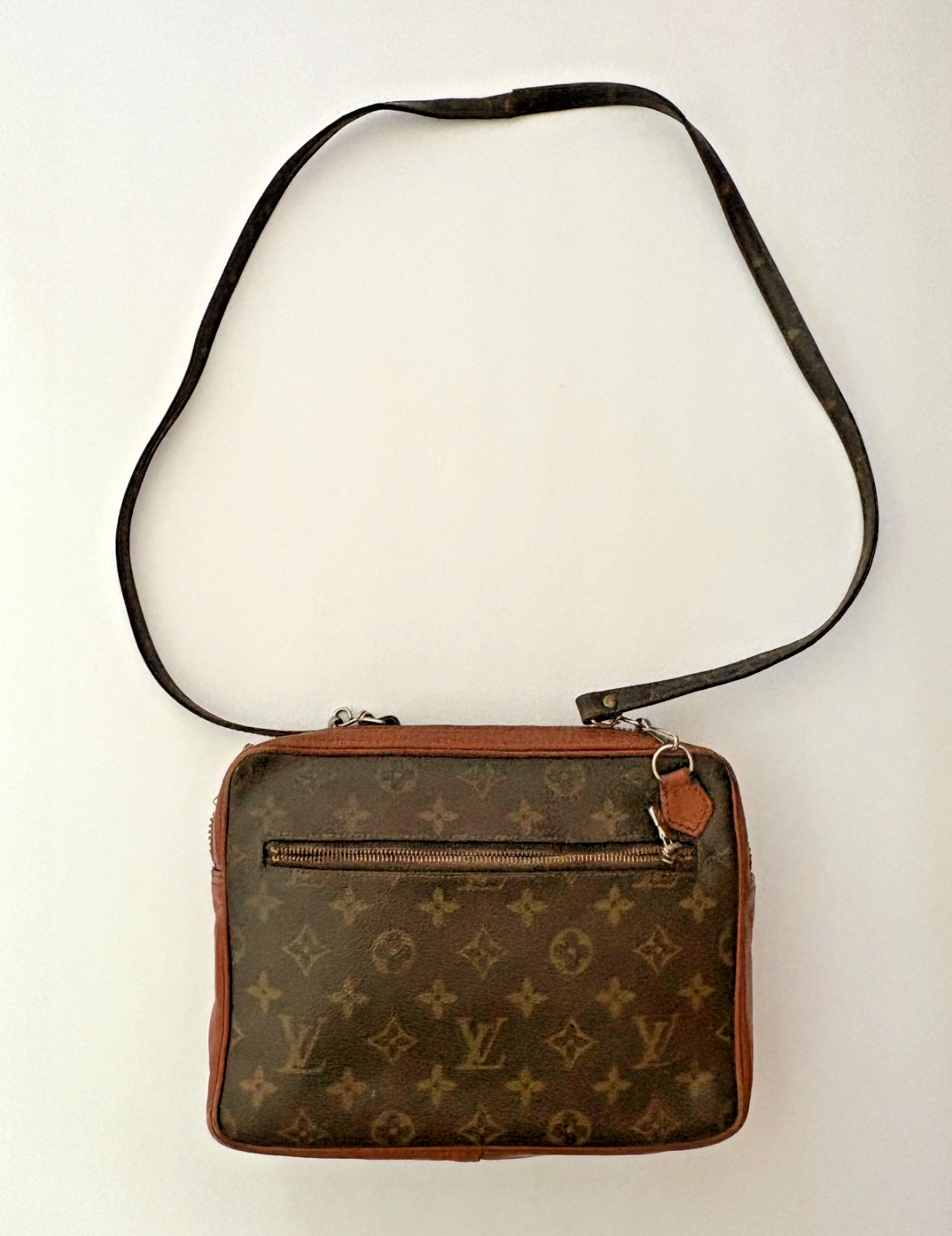 Vintage Louis Vuitton Sac Bandouliere Monogram Crossbody Shoulder Bag 80s
