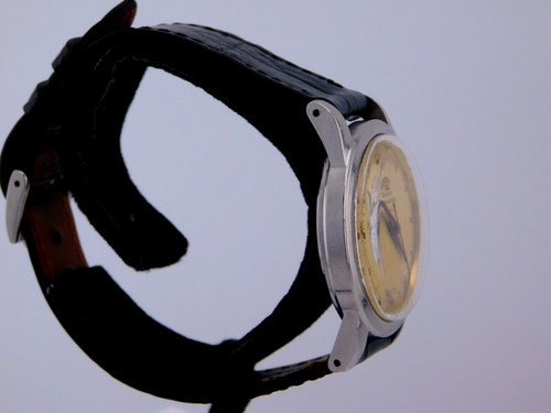 VINTAGE OMEGA BUMPER CAL .351 PATINA DIAL MENS WRISTWATCH SERVICED C. 1950