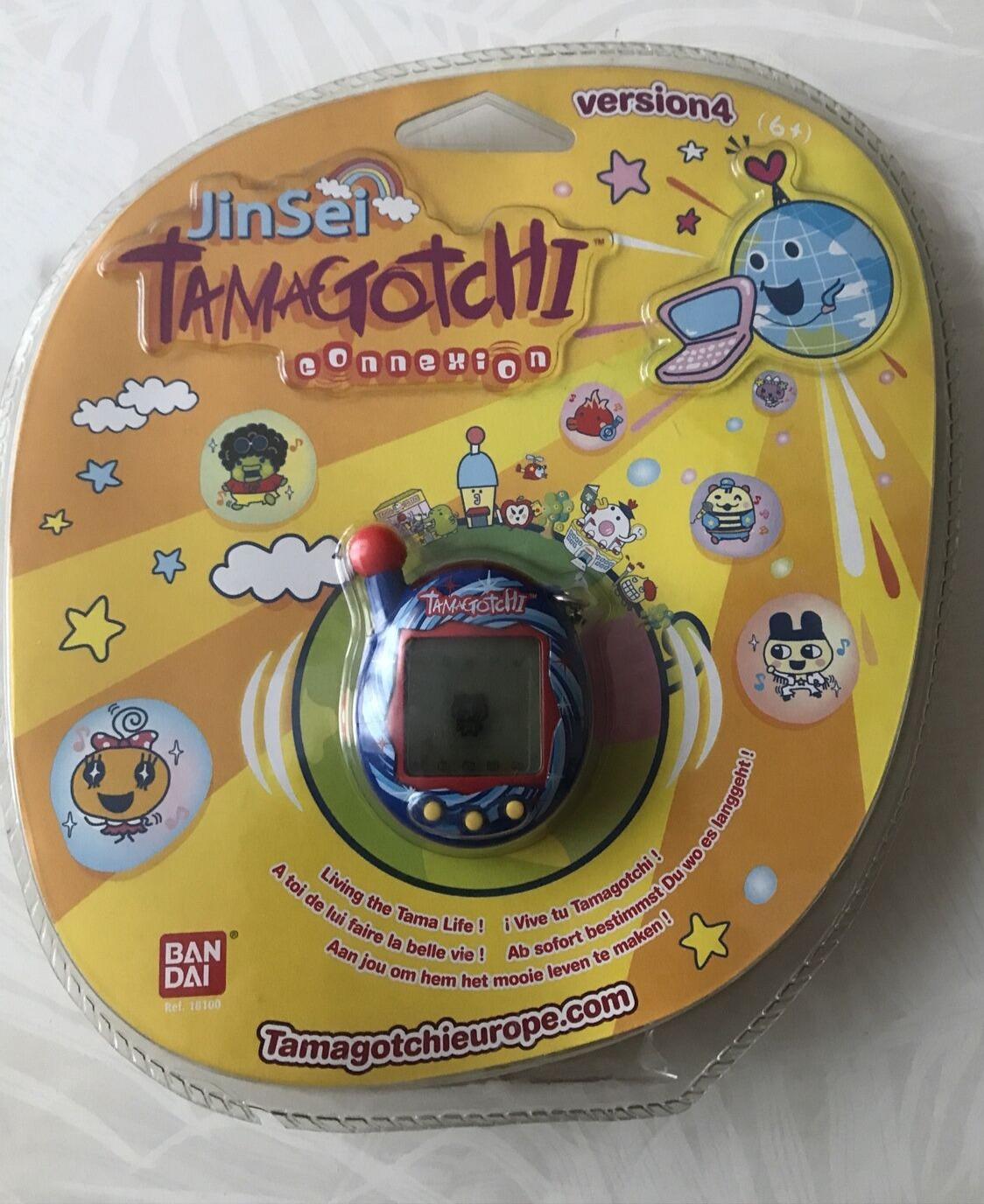 JinSei Tamagotchi Connexion Version 4 Bandai 2004-2006 Blue Whirl Spiral Figure