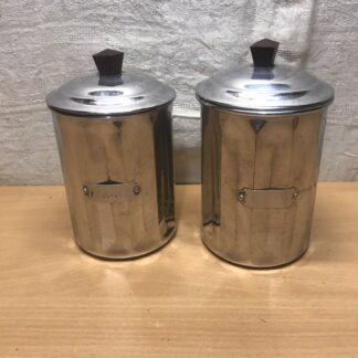 deux boites metal art deco