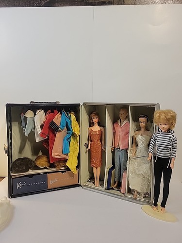 1965 Vintage Brunette Bendable Leg Barbie Doll with Original Box #1070 – Image 15