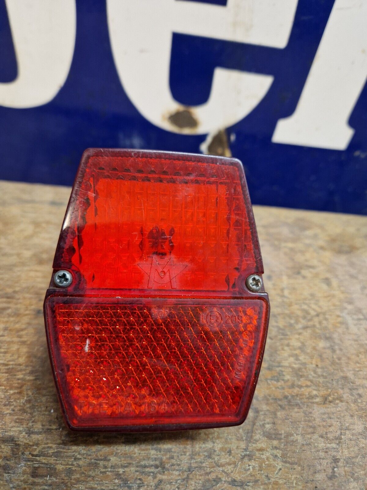 NOS Feu rouge arrière mobylette MOTOBECANE MBK 51 88 Solex 3800