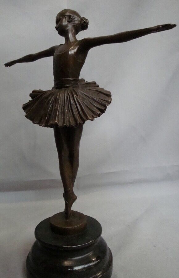 Statue Sculpture Danseuse Classique Opera Style Art Deco Style Art Nouveau Bronz