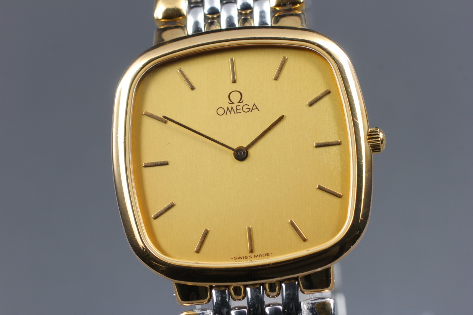 Vintage Omega De Ville Cal.1378 Gold Square Quartz Men's Watch From JAPAN