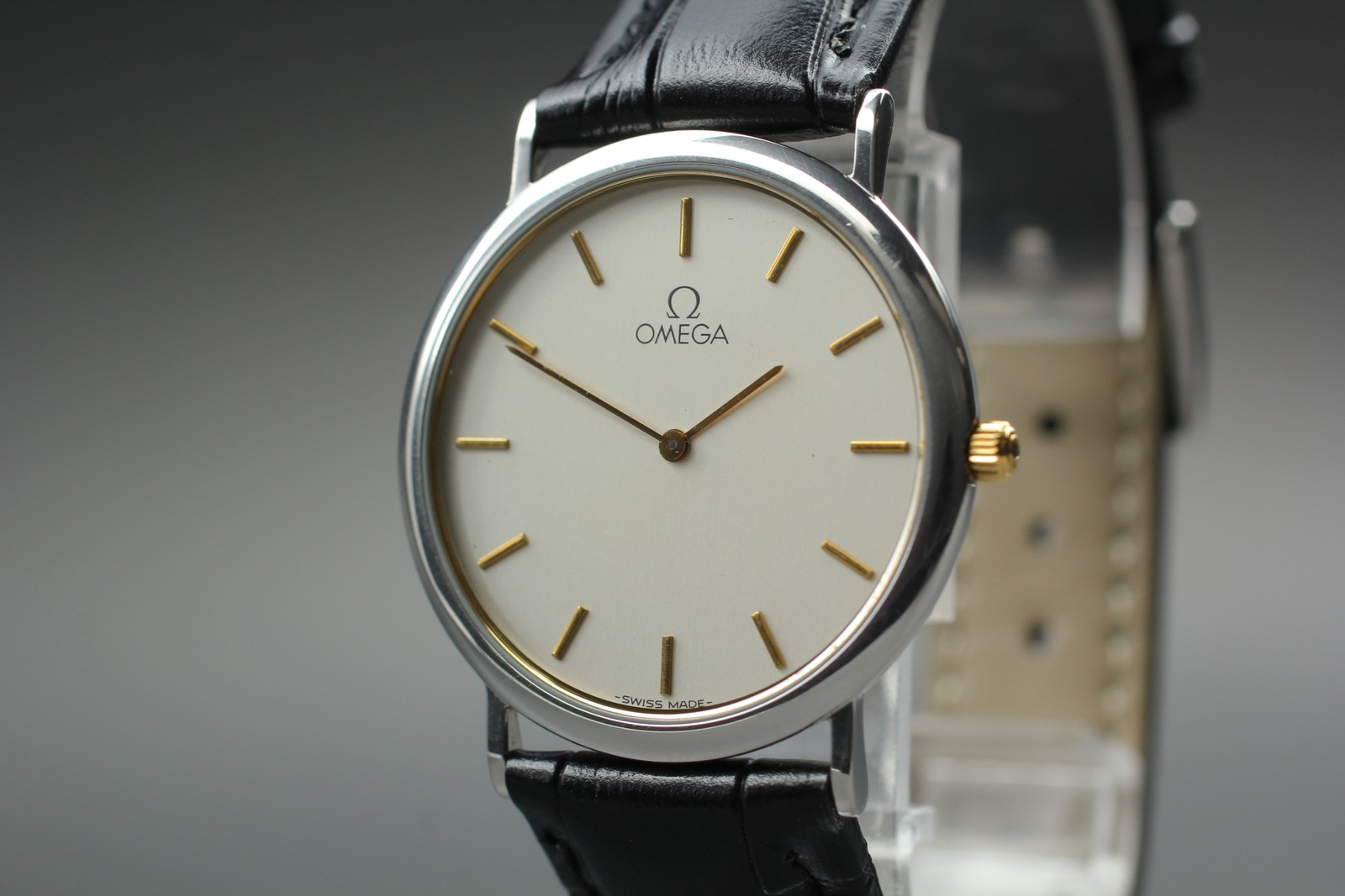 Vintage 1991 Omega De Ville White Dial Cal.1378 Ref.195.0075.2 Quartz Near Mint