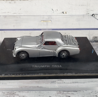 Universal Hobbies Jouef Evolution Triumph TR3A Silver