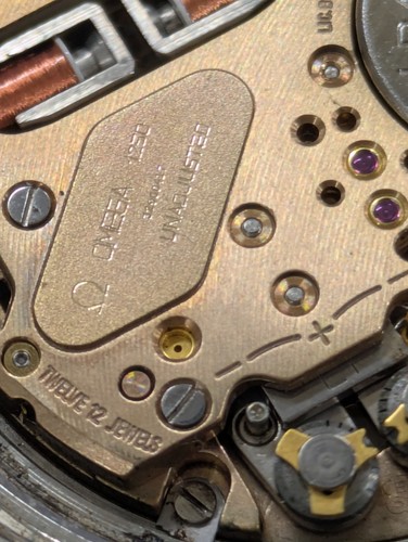 *NEAR MINT* Vintage OMEGA Constellation f300Hz Chronometer Cal.1250 Quartz Men's – Image 10