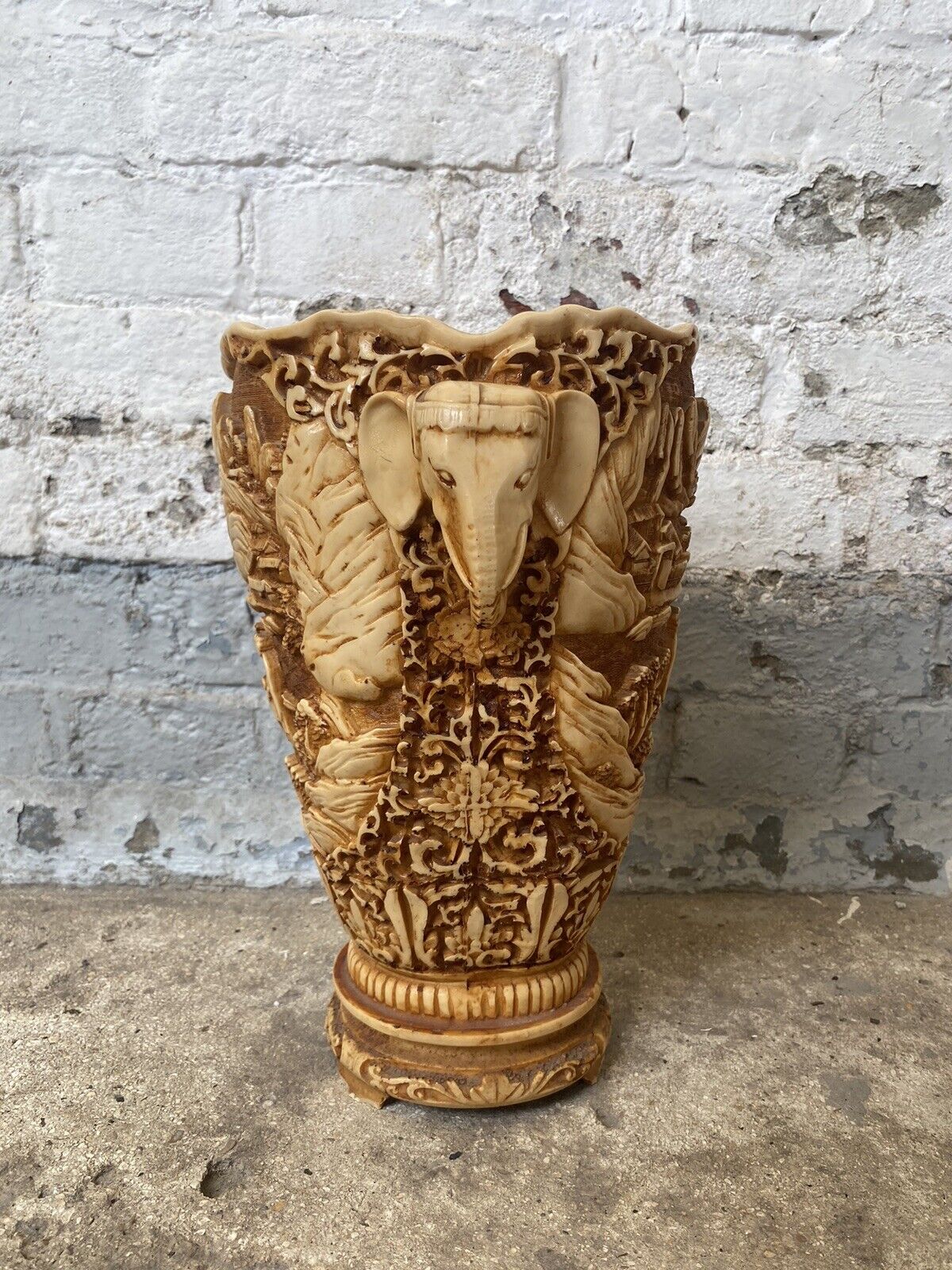 Vase Asiatique Indien Résine Vintage Style Art Déco Ethnique Jaune Orange Inde