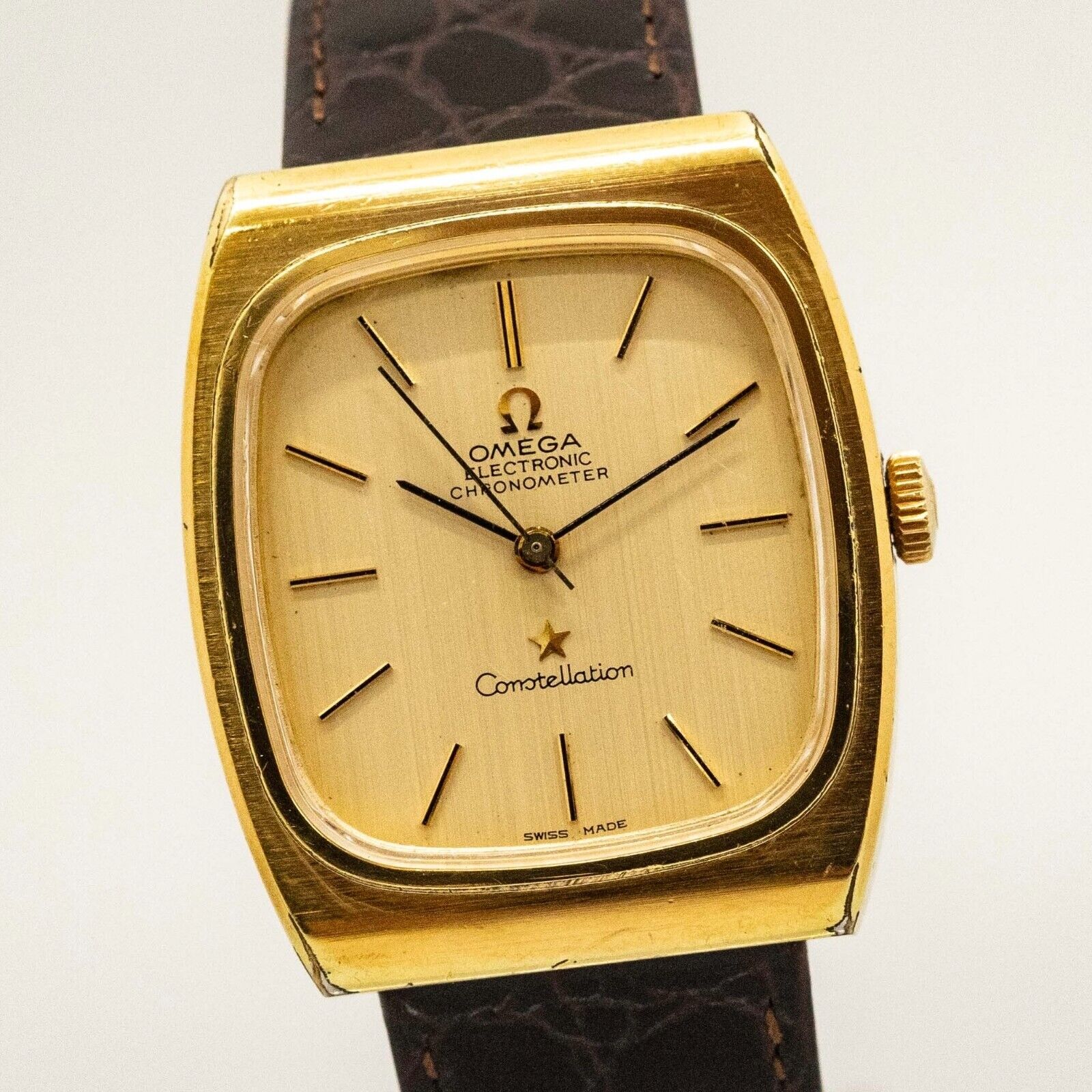 Vintage 1972 OMEGA Constellation Chronometer Cal.1250 Quartz Gold Dial Mens 32mm