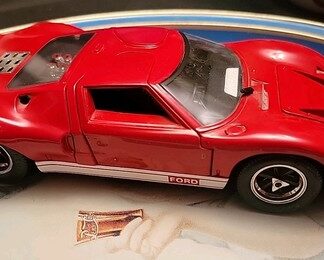 Jouef Evolution 1969 Ford GT-40 1:18 Diecast Model Car Red